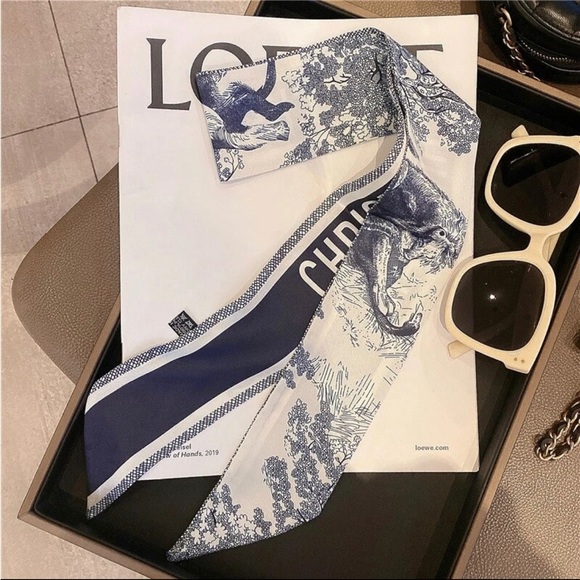 Chris French luxury style floral pattern Narrow Silk Scarf Multi-functional - Picture 5 of 7